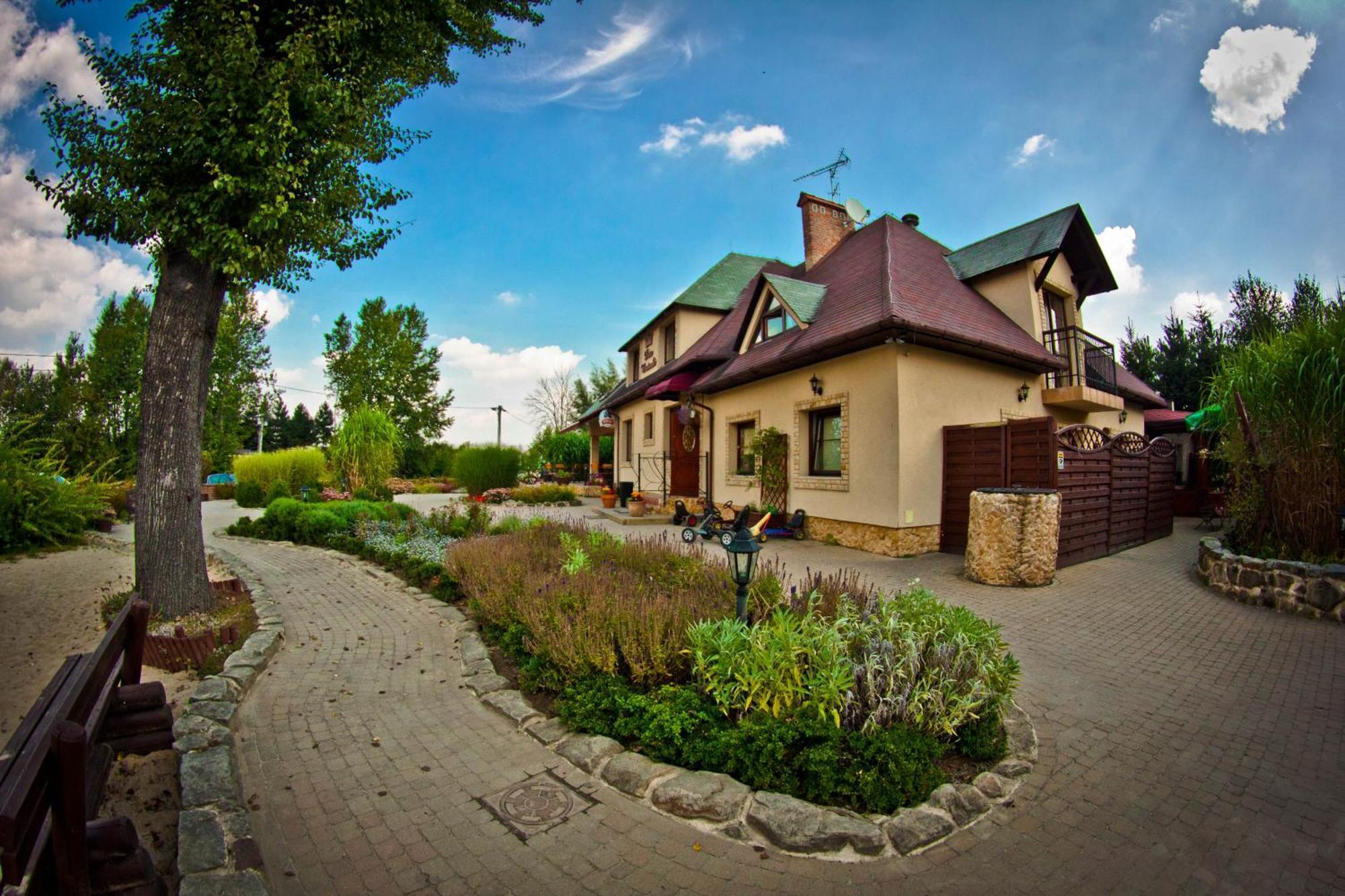 Dwa Bratanki Otel Rzeszow Dış mekan fotoğraf
