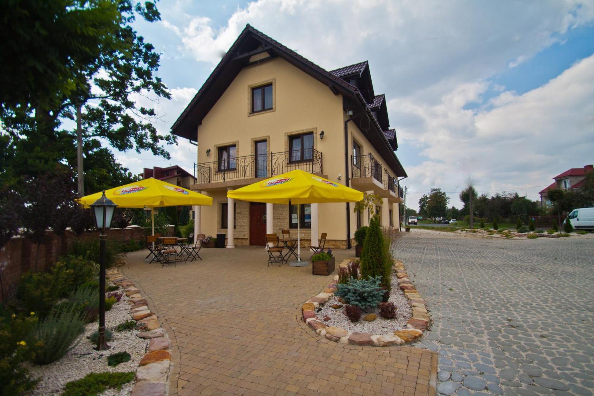 Dwa Bratanki Otel Rzeszow Dış mekan fotoğraf