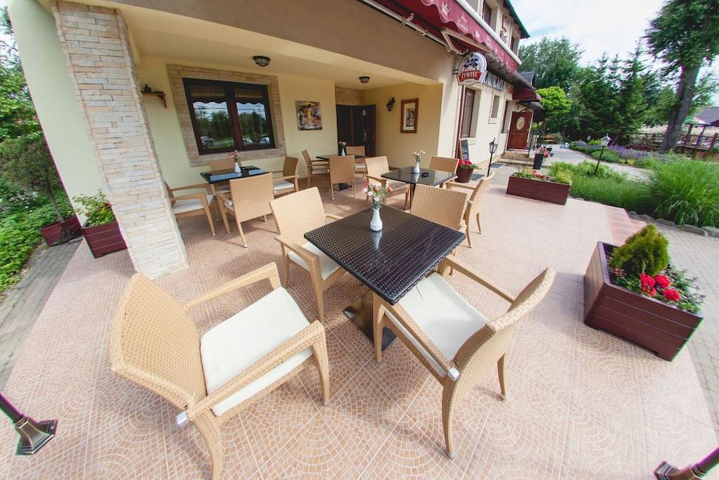 Dwa Bratanki Otel Rzeszow Dış mekan fotoğraf